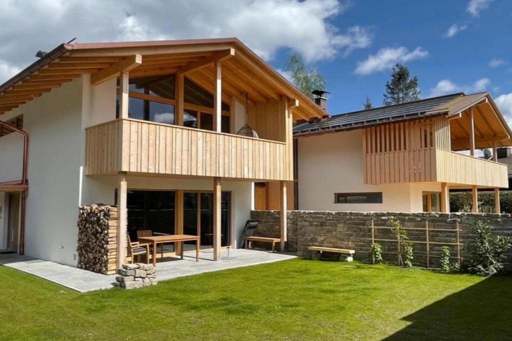 Ferienwohnung H9 Berg In Garmisch-Partenkirchen Exterior photo